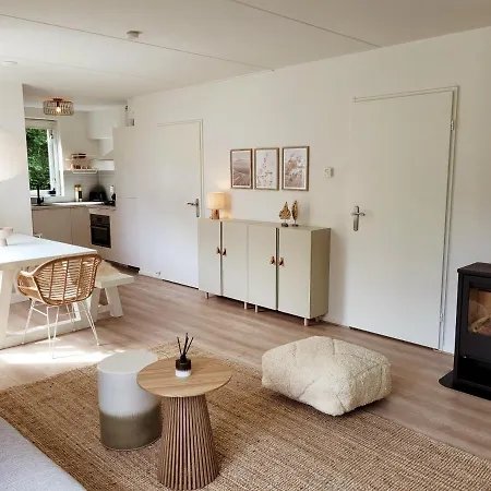 Scandinavian Wellness Met Hottub & Sauna Ferienhaus *