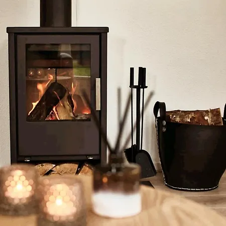 Scandinavian Wellness Met Hottub & Sauna *