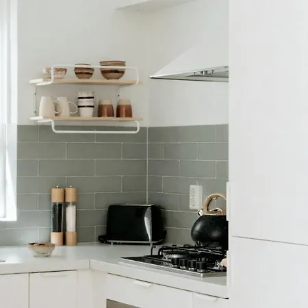 Scandinavian Wellness Met Hottub & Sauna *