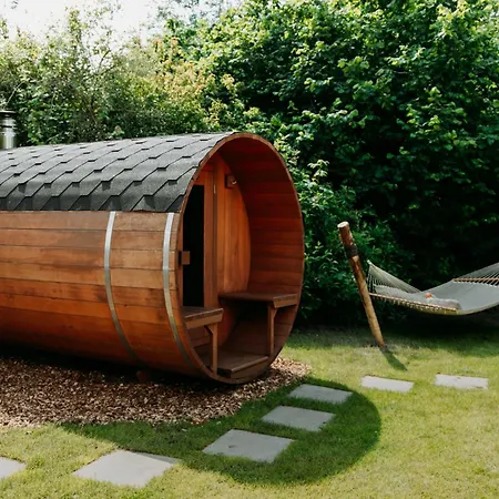 Scandinavian Wellness Met Hottub & Sauna Prázdninový dům Ewijk