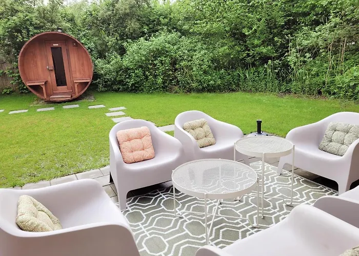 Scandinavian Wellness Met Hottub & Sauna Сasa de vacaciones