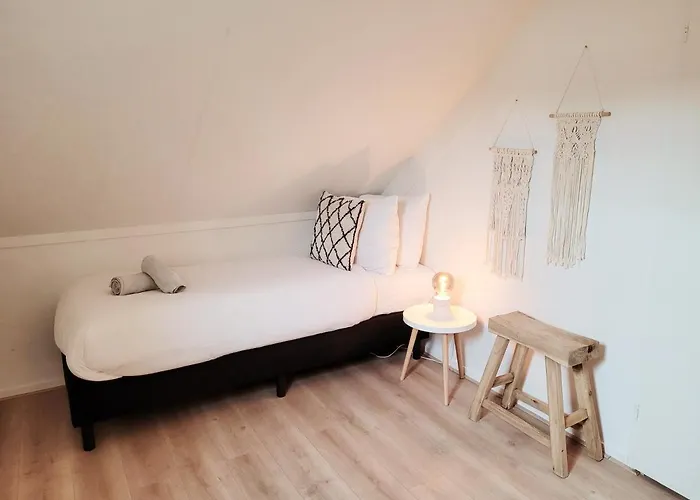 Scandinavian Wellness Met Hottub & Sauna Сasa de vacaciones