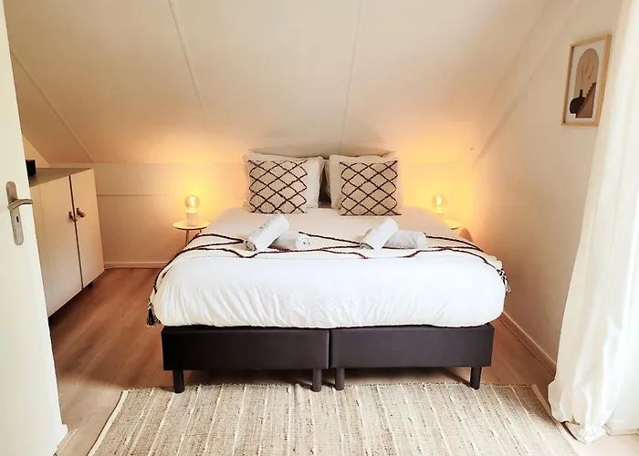 別荘 Scandinavian Wellness Met Hottub & Sauna