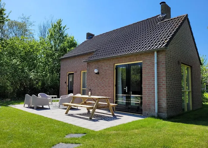 Scandinavian Wellness Met Hottub & Sauna 別荘